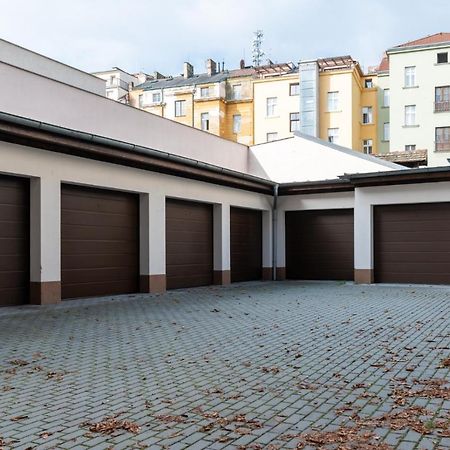 Designed Apartment Next To Vaclav Square With Terrace And Private Garage 프라하 외부 사진