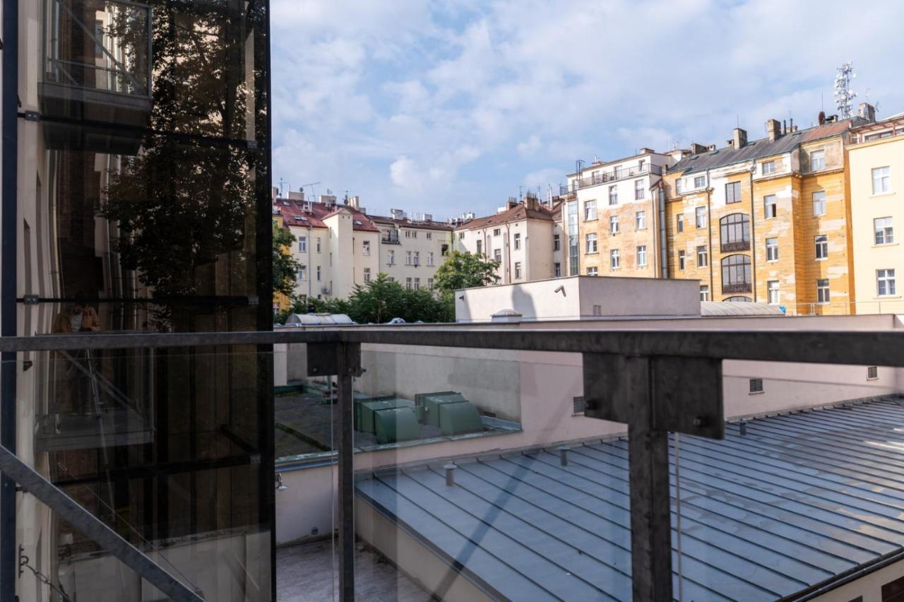 Designed Apartment Next To Vaclav Square With Terrace And Private Garage 프라하 외부 사진