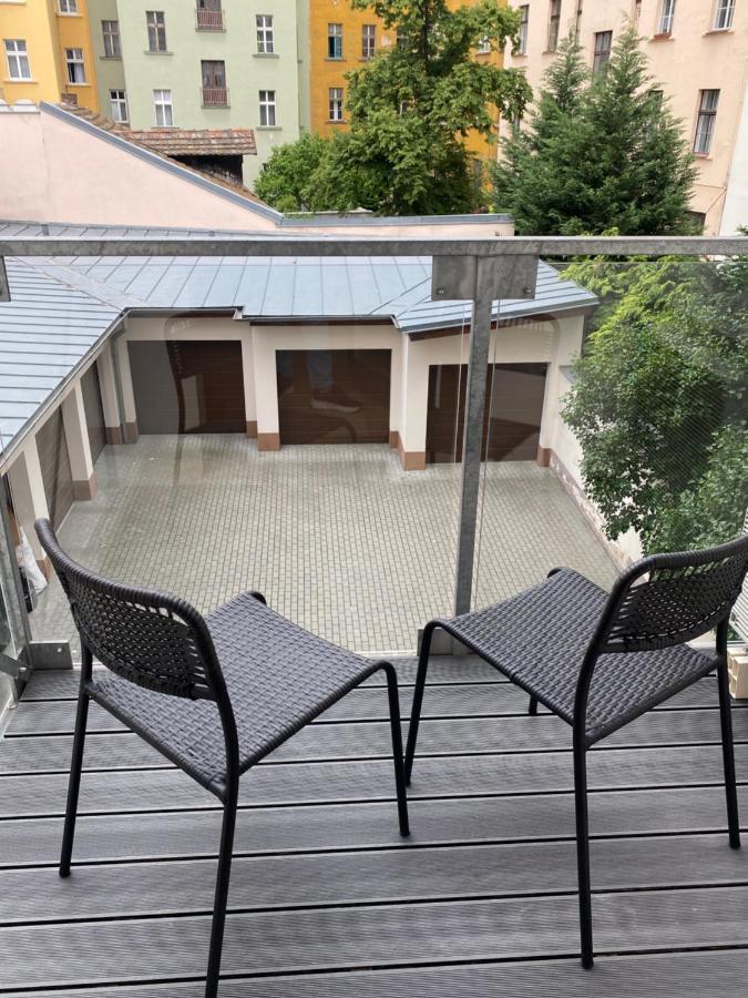 Designed Apartment Next To Vaclav Square With Terrace And Private Garage 프라하 외부 사진