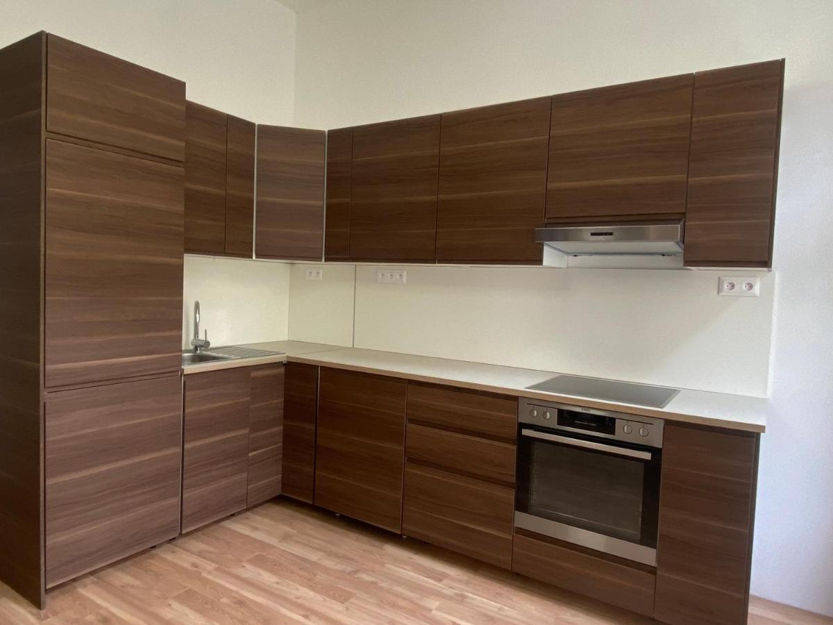 Designed Apartment Next To Vaclav Square With Terrace And Private Garage 프라하 외부 사진