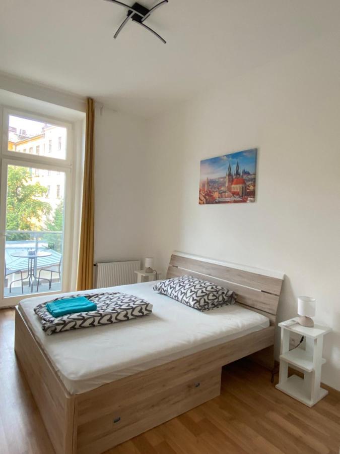 Designed Apartment Next To Vaclav Square With Terrace And Private Garage 프라하 외부 사진